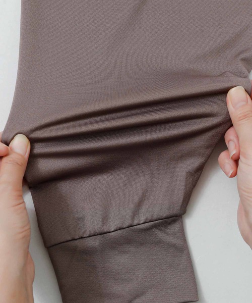 Fashion Letter（ファッションレター）の「ユニセックスuvカットラッシュプルオーバー（ラッシュガード・レディース・ブラック/モカ/ネイビー・FREE）」の15枚目の写真