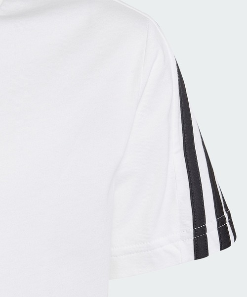 adidas(アディダス)の「フューチャーアイコン スリーストライプス 半袖Tシャツ / アディダス(キッズ/子供用)(Tシャツ/カットソー・キッズ・ブラック×ホワイト/ホワイト×ブラック・140/150/160/130)」の5枚目の写真