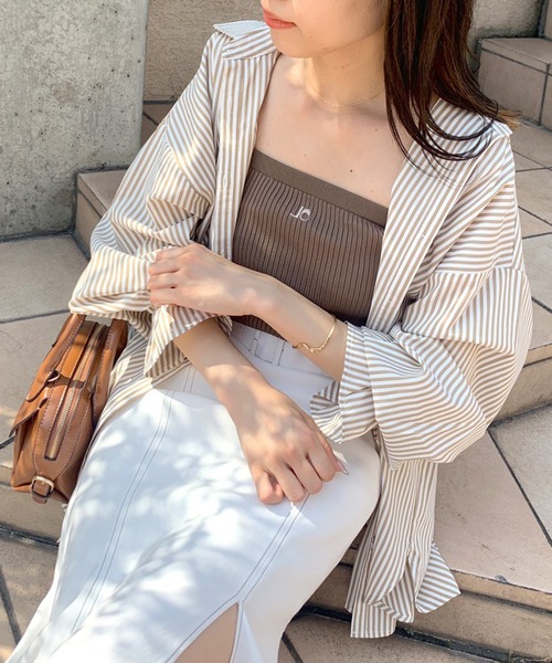 OLIVE des OLIVE（オリーブデオリーブ）の「カラフルストライプゆるシャツ（シャツ/ブラウス・レディース・オフホワイト/ピンク/ブラウン/サックスブルー・FREE）」の2枚目の写真