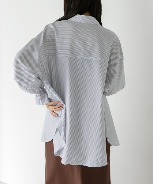 OLIVE des OLIVE（オリーブデオリーブ）の「カラフルストライプゆるシャツ（シャツ/ブラウス・レディース・オフホワイト/ピンク/ブラウン/サックスブルー・FREE）」の9枚目の写真