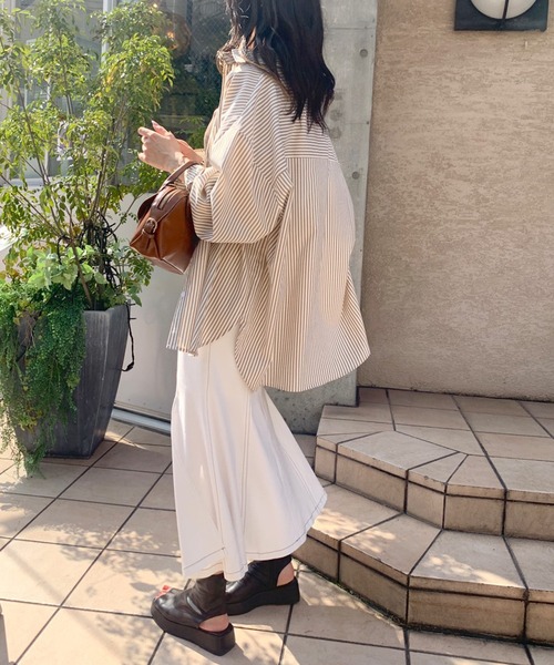 OLIVE des OLIVE（オリーブデオリーブ）の「カラフルストライプゆるシャツ（シャツ/ブラウス・レディース・オフホワイト/ピンク/ブラウン/サックスブルー・FREE）」の11枚目の写真