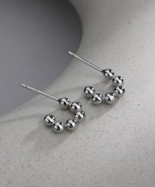 Auntie Rosa（アンティローザ）の「ボールチェーンピアス（ピアス（両耳用）・レディース・シルバー・FREE）」の5枚目の写真