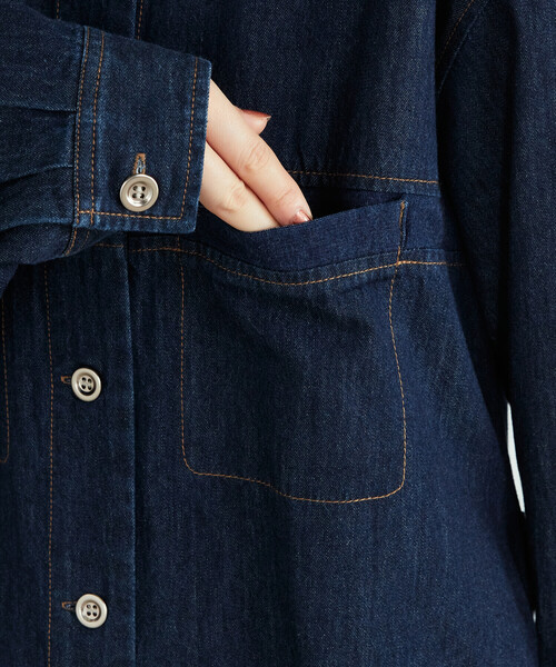 ONIGIRI（オニギリ）の「デニム　シャツワンピース（シャツワンピース・レディース・ネイビー/チャコール・MEDIUM/LARGE）」の14枚目の写真