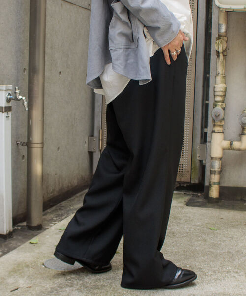 GLOSTER（グロスター）の「【GLOSTER/グロスター】ベルト付き ラップワイドパンツ（その他パンツ・メンズ・ブラック・M/L）」の3枚目の写真