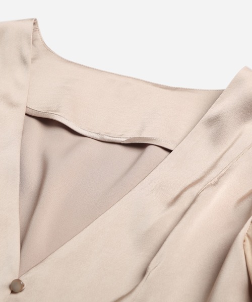 DRESS PLUS(ドレスプラス)の「レディース ジャケット Vネック ノーカラー ショート シアー素材(カーディガン/ボレロ・レディース・ベージュ/ブラック/ネイビー・XL/M/S/L)」の8枚目の写真