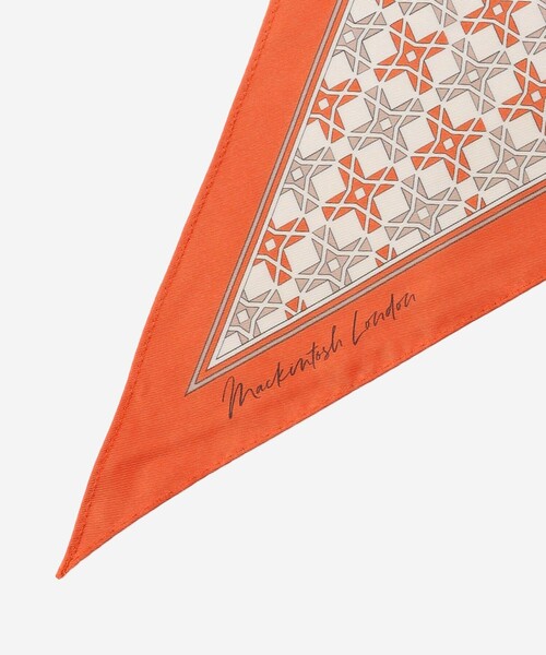 MACKINTOSH LONDON 剣先スカーフ 楽天市場】【SALE／33%OFF】フローラル剣先スカーフ MACKINTOSH