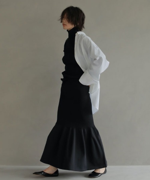 【未使用タグ付き】ETRE TOKYO ホールガーメントマーメイドニットスカート ETRE TOKYO（エトレトウキョウ）の「ホールガーメントマーメイドニット