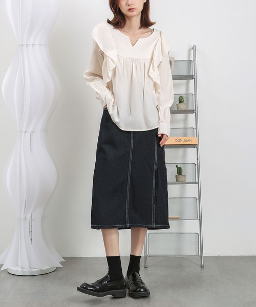 MAISON DE THERESE(メゾン ド テレーズ)の「ゆったりパフスリーブブラウス(シャツ/ブラウス・レディース・ブラック/アイボリー・L/M)」の4枚目の写真