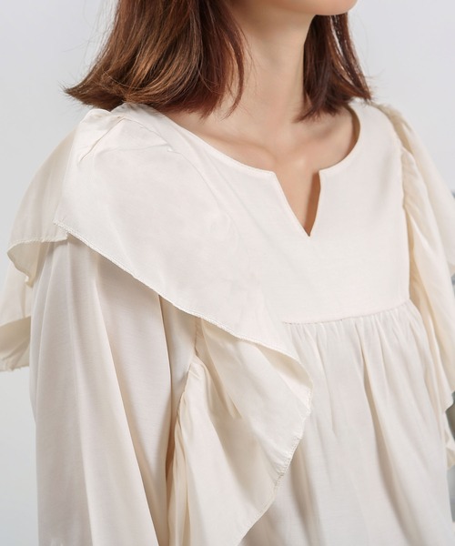 MAISON DE THERESE(メゾン ド テレーズ)の「ゆったりパフスリーブブラウス(シャツ/ブラウス・レディース・ブラック/アイボリー・L/M)」の14枚目の写真