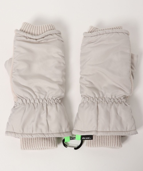 niko and...（ニコアンド）の「オリジナルエアサーマルハンドウォーマー（アームカバー・レディース・カーキ/アイボリー/ブラック・FREE）」の5枚目の写真