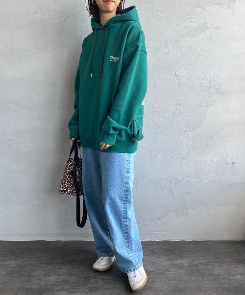 SMITH'S（スミス）の「【CLASSY. 3月号掲載】[SMITH'S/スミス] 別注 ペインターバックポケット スウェットパーカー（パーカー・レディース・グリーン/ナチュラル/ブラック・M/S/L）」の12枚目の写真