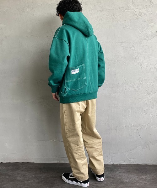 SMITH'S（スミス）の「【CLASSY. 3月号掲載】[SMITH'S/スミス] 別注 ペインターバックポケット スウェットパーカー（パーカー・レディース・グリーン/ナチュラル/ブラック・M/S/L）」の13枚目の写真