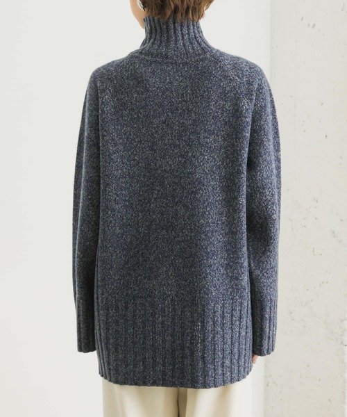 URBAN RESEARCH（アーバンリサーチ）の「カシミヤ混メランジハイネックニット（ニット/セーター・レディース・ブルー系その他/ホワイト系その他・FREE）」の15枚目の写真