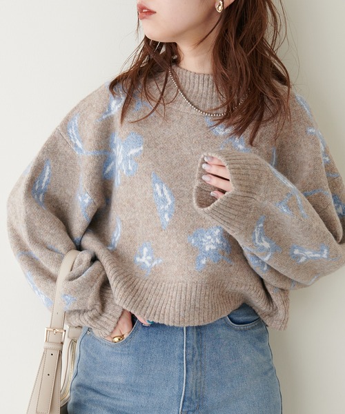 natural couture（ナチュラルクチュール）の「トレンドを詰め込んだ上品ニット/フラワージャガードショートニット（ニット/セーター・レディース・グレー/モカ・FREE）」の14枚目の写真