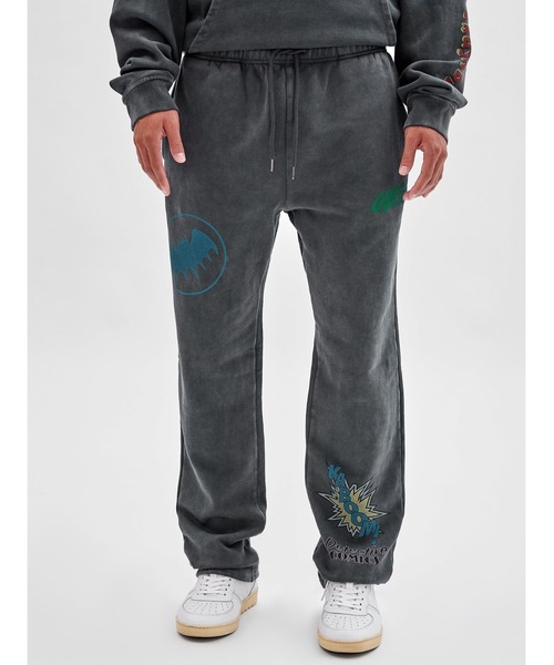 Guess（ゲス）の「GUESS Originals x Batman Graphic Jogger Pants（スウェットパンツ・メンズ・ブラック・SMALL/MEDIUM/X-LARGE/LARGE）」の4枚目の写真