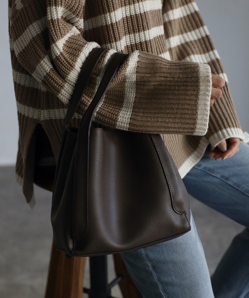 ap retro（アプレトロ）の「スクエア２WAYバッグ（ハンドバッグ・レディース・ブラウン/グレイッシュベージュ/ブラック/アイボリー/ダークブラウン・FREE）」の4枚目の写真