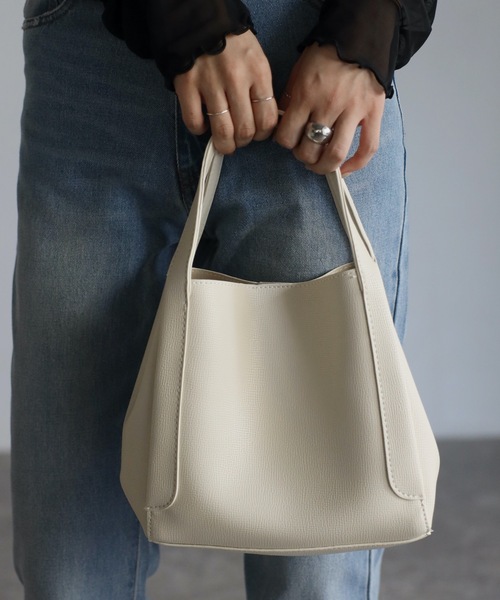 ap retro（アプレトロ）の「スクエア２WAYバッグ（ハンドバッグ・レディース・ブラウン/グレイッシュベージュ/ブラック/アイボリー/ダークブラウン・FREE）」の2枚目の写真