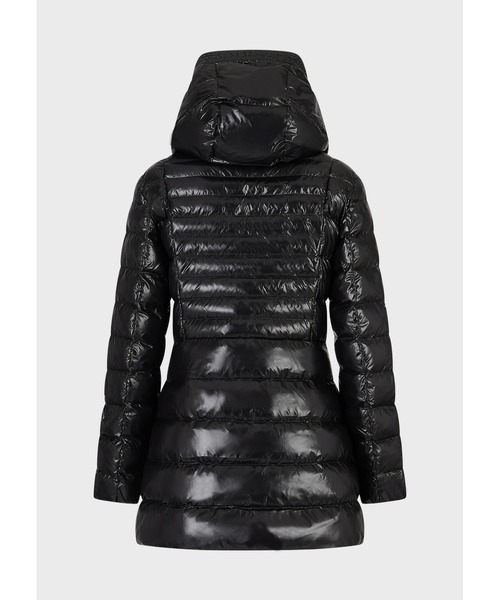 EMPORIO ARMANI EA7(エンポリオアルマーニイーエーセブン)の「【エンポリオ アルマーニ EA7】Winter Jackets フード付きパファージャケット 中綿入り(ダウンジャケット/コート・レディース・ブラック・MEDIUM/SMALL/X-SMALL)」の2枚目の写真