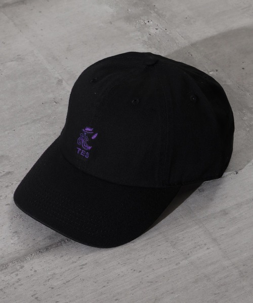 The Endless Summer（エンドレスサマー）の「TES BUHI EMB LOW CAP / キャップ（キャップ・メンズ・ベージュ/ライトグレー/A/チャコール/サックスブルー/パープル/ブラック/ネイビー/オリーブ/ブルー/サーモンピンク/ダークオレンジ・FREE）」の2枚目の写真