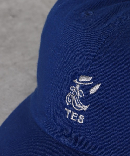 The Endless Summer（エンドレスサマー）の「TES BUHI EMB LOW CAP / キャップ（キャップ・メンズ・ベージュ/ライトグレー/A/チャコール/サックスブルー/パープル/ブラック/ネイビー/オリーブ/ブルー/サーモンピンク/ダークオレンジ・FREE）」の16枚目の写真