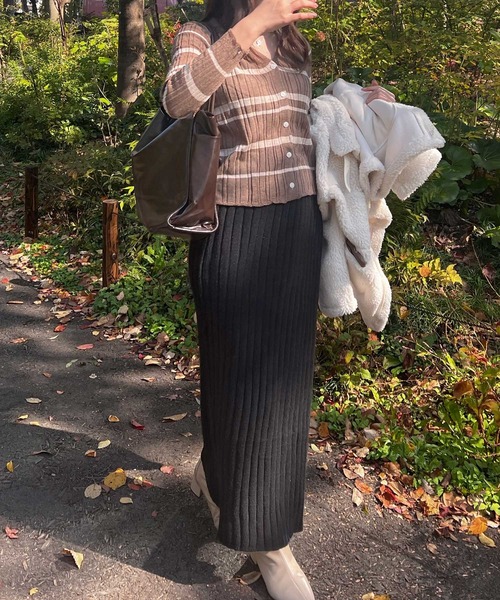 Lamoa(ラモア)の「Lamoa/ボーダー リブニット カーディガン(ニット/セーター・レディース・アイボリー/ブラウン/ブラック/ネイビー/グレー・FREE)」の16枚目の写真