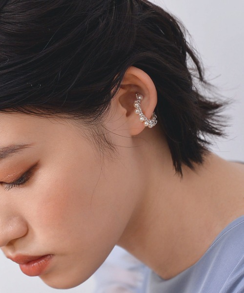 Kana（カナ）の「パール アーチ ゴールド シルバー 結婚式 お呼ばれ イヤーカフ（イヤーカフ・レディース・シルバー/ゴールド・フリー）」の15枚目の写真
