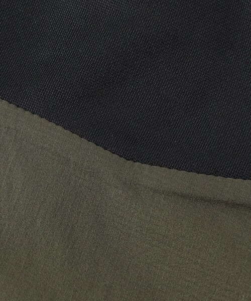 THE NORTH FACE(ザノースフェイス)の「<THE NORTH FACE>バーサアクティブ ネックゲイター -ユニセックス-(ネックウォーマー/スヌード・メンズ・ブラック/オリーブ/モカ/ベージュ/ダークグリーン/ライトグレー・FREE)」の9枚目の写真