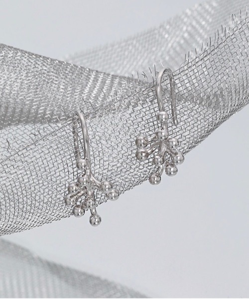 blatto(ブラット)の「【925blatto】925シルバー デザイン ピアス bla-pierce-665767792516-3088(ピアス(両耳用)・レディース・A/B・FREE)」の2枚目の写真