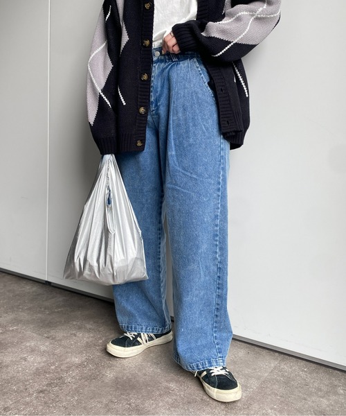 CPCM（シーピーシーエム）の「タックテーパードパンツ（デニムパンツ・レディース・ブラック/ブルー/ネイビー・FREE）」の3枚目の写真