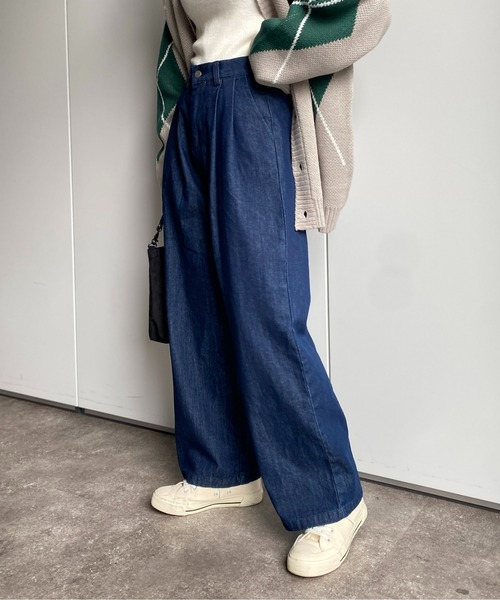 CPCM（シーピーシーエム）の「タックテーパードパンツ（デニムパンツ・レディース・ブラック/ブルー/ネイビー・FREE）」の11枚目の写真