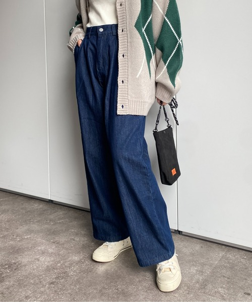 CPCM（シーピーシーエム）の「タックテーパードパンツ（デニムパンツ・レディース・ブラック/ブルー/ネイビー・FREE）」の16枚目の写真