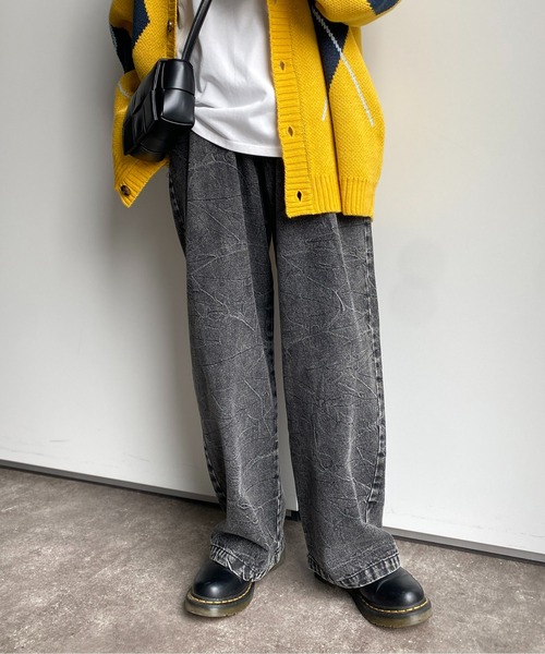 CPCM（シーピーシーエム）の「タックテーパードパンツ（デニムパンツ・レディース・ブラック/ブルー/ネイビー・FREE）」の10枚目の写真