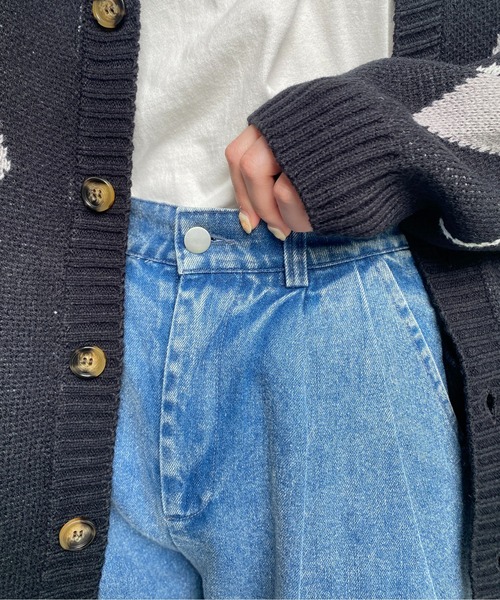 CPCM（シーピーシーエム）の「タックテーパードパンツ（デニムパンツ・レディース・ブラック/ブルー/ネイビー・FREE）」の22枚目の写真