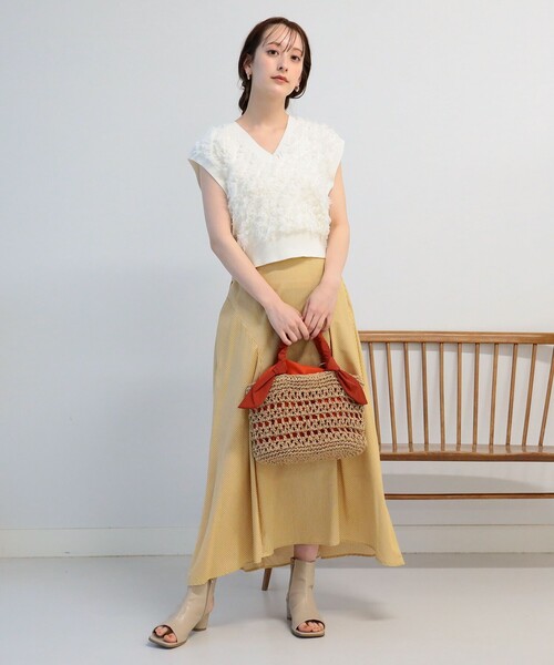 Ray BEAMS(レイビームス)の「Ray BEAMS / フリンジ Vネック ベスト(ベスト・レディース・オフホワイト/ブラック・ONE SIZE)」の6枚目の写真