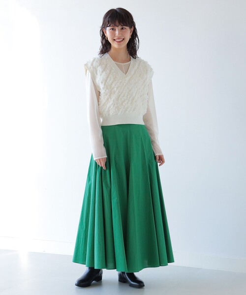 Ray BEAMS(レイビームス)の「Ray BEAMS / フリンジ Vネック ベスト(ベスト・レディース・オフホワイト/ブラック・ONE SIZE)」の12枚目の写真