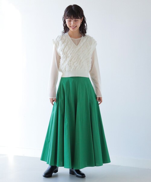 Ray BEAMS(レイビームス)の「Ray BEAMS / フリンジ Vネック ベスト(ベスト・レディース・オフホワイト/ブラック・ONE SIZE)」の8枚目の写真