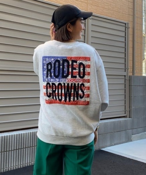 RODEO CROWNS WIDE BOWL（ロデオクラウンズワイドボウル）の「TEX BANDANAスウェットトップス（スウェット・レディース・ダークグリーン/ブラック/オフホワイト/グレー×ホワイト・FREE）」の3枚目の写真