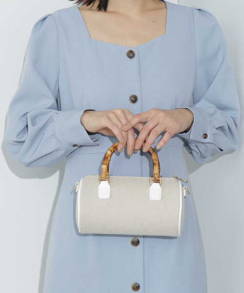 NATURAL BEAUTY BASIC(ナチュラルビューティーベーシック)の「【Oggi掲載】バンブーロールボストン(ショルダーバッグ・レディース・ブラウン/オフホワイト・フリ-)」の3枚目の写真