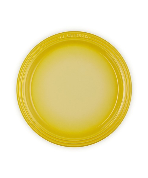 Le Creuset（ルクルーゼ）の「レジェ・プレート 23cm（食器・レディース・ピンク系その他/グリーン系その他/イエロー系その他/グレー系その他/ブルー系その他/オレンジ/ホワイト/チェリーレッド・23cm）」の5枚目の写真