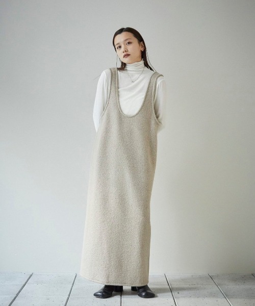 TODAYFUL（トゥデイフル）の「Soft Turtleneck Tops（Tシャツ/カットソー・レディース・ブラック/グレー/グリーン/ブルー系その他/バーガンディー/キナリ・FREE）」の14枚目の写真