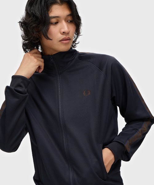 Contrast Tape Track Jacket／フレッドペリートラックジャケット