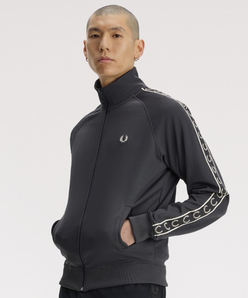 新色先行予約受付中】Contrast Tape Track Jacket／フレッドペリー