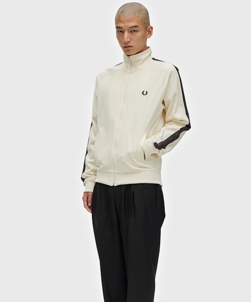Fred Perry ホワイトジャージセット FRED PERRY ジャージセット ホワイト/ネイビー サイズL、S - メルカリ