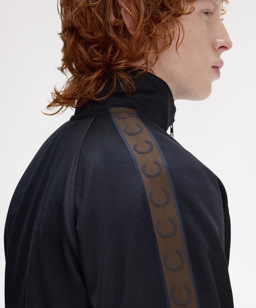 Contrast Tape Track Jacket／フレッドペリートラックジャケット