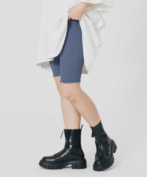 X-girl(エックスガール)の「SHIRRED CREPE LEGGINGS(レギンス/スパッツ・レディース・ブラック/ベージュ/ブルー・M/S)」の22枚目の写真