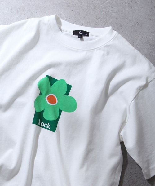 ZIP FIVE（ジップファイブ）の「【ZIP FIVE】【FLOUR ARTS】 花刺繍 ＆ フラワープリント ビッグシルエット 半袖Tシャツ 【ユニセックス】（Tシャツ/カットソー・レディース・ホワイト/ブラック/クリーム/ホワイト×グリーン/ホワイト×ブルー/オートミール/ブラック系/グレー系/ベージュ系/アイボリー系/ネイビー系/杢グレー/ネイビー・SMALL/MEDIUM/LARGE）」の3枚目の写真