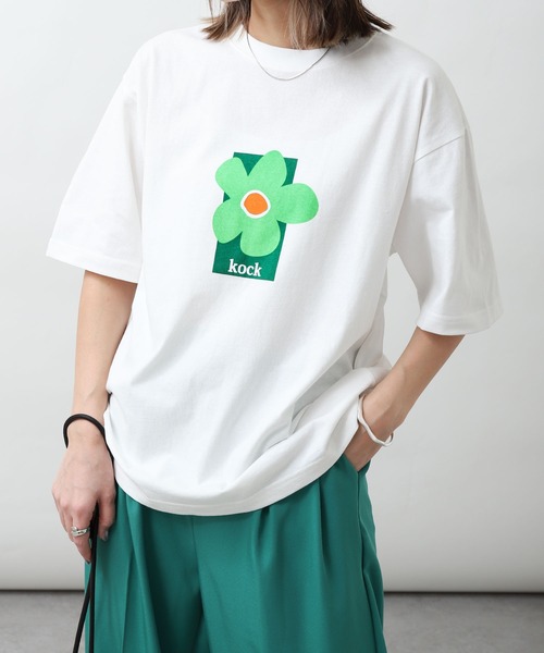 ZIP FIVE（ジップファイブ）の「【ZIP FIVE】【FLOUR ARTS】 花刺繍 ＆ フラワープリント ビッグシルエット 半袖Tシャツ 【ユニセックス】（Tシャツ/カットソー・レディース・ホワイト/ブラック/クリーム/ホワイト×グリーン/ホワイト×ブルー/オートミール/ブラック系/グレー系/ベージュ系/アイボリー系/ネイビー系/杢グレー/ネイビー・SMALL/MEDIUM/LARGE）」の20枚目の写真