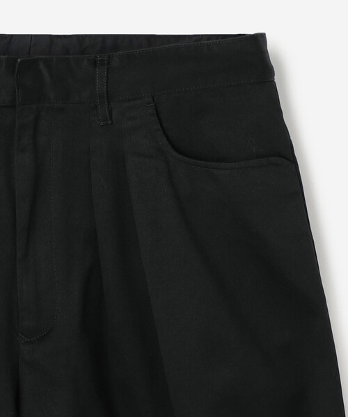 Bshop(ビショップ)の「FARAH | コットン 2タックワイドショーツ MEN(その他パンツ・メンズ・ベージュ/ブラック・30/32/34)」の6枚目の写真