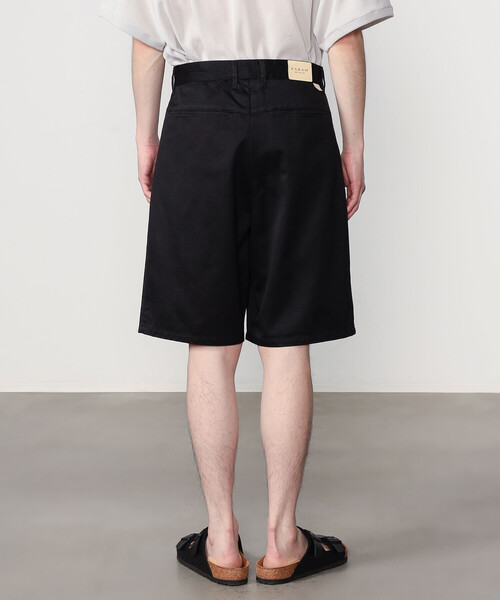 Bshop(ビショップ)の「FARAH | コットン 2タックワイドショーツ MEN(その他パンツ・メンズ・ベージュ/ブラック・30/32/34)」の13枚目の写真