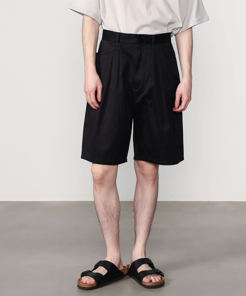 Bshop(ビショップ)の「FARAH | コットン 2タックワイドショーツ MEN(その他パンツ・メンズ・ベージュ/ブラック・30/32/34)」の1枚目の写真